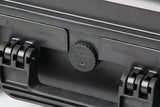 MC-CASES® Wasserdichter- und Staubdichter Koffer mit Zupfschaum im Boden und Noppenschaum im Deckel
