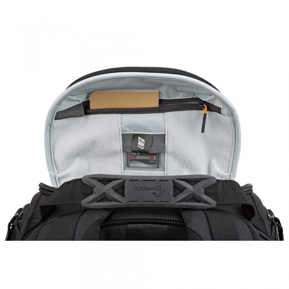 Lowepro ProTactic 450 AW II Green Line Schwarz