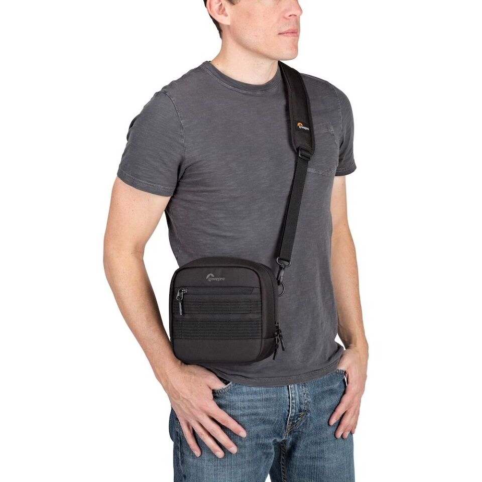 Lowepro ProTactic Utility Bag 100 AW Umhängetasche